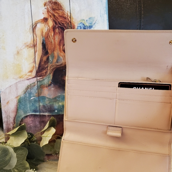 💟💟 SOLD Authentic Chanel Trifold long wallet💟💟 - Picture 7 of 8